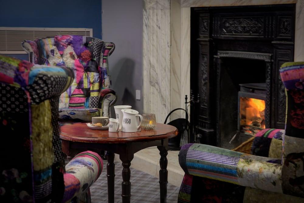 Crewe Arms Hotel Екстер'єр фото
