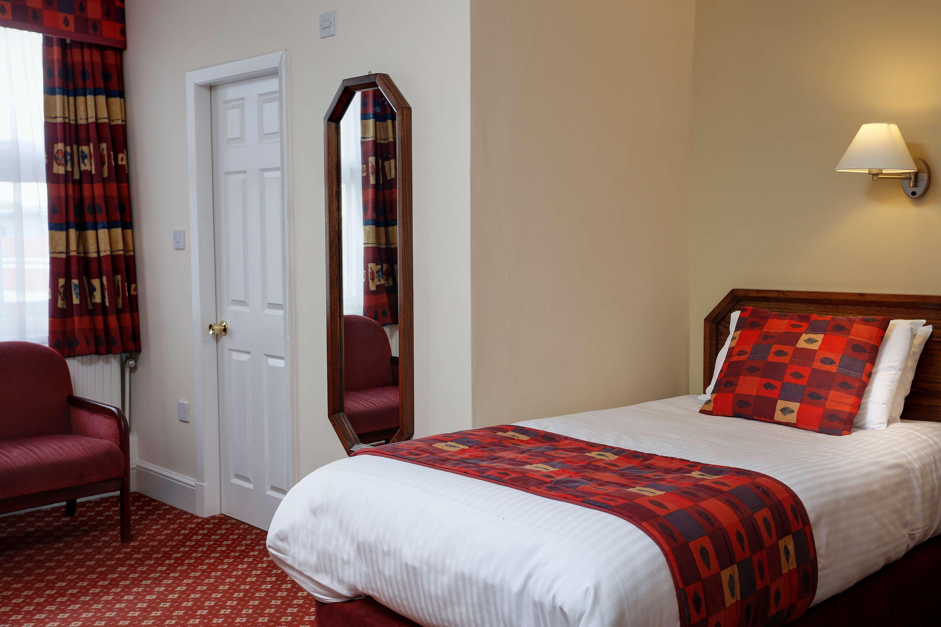 Crewe Arms Hotel Екстер'єр фото