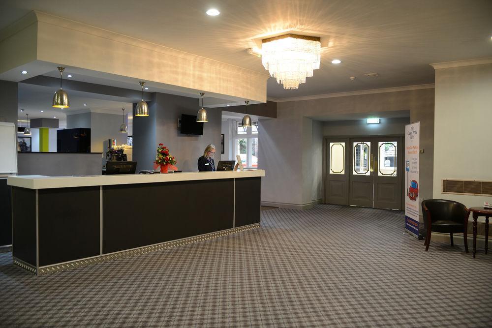 Crewe Arms Hotel Екстер'єр фото