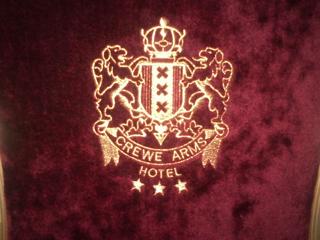 Crewe Arms Hotel Екстер'єр фото