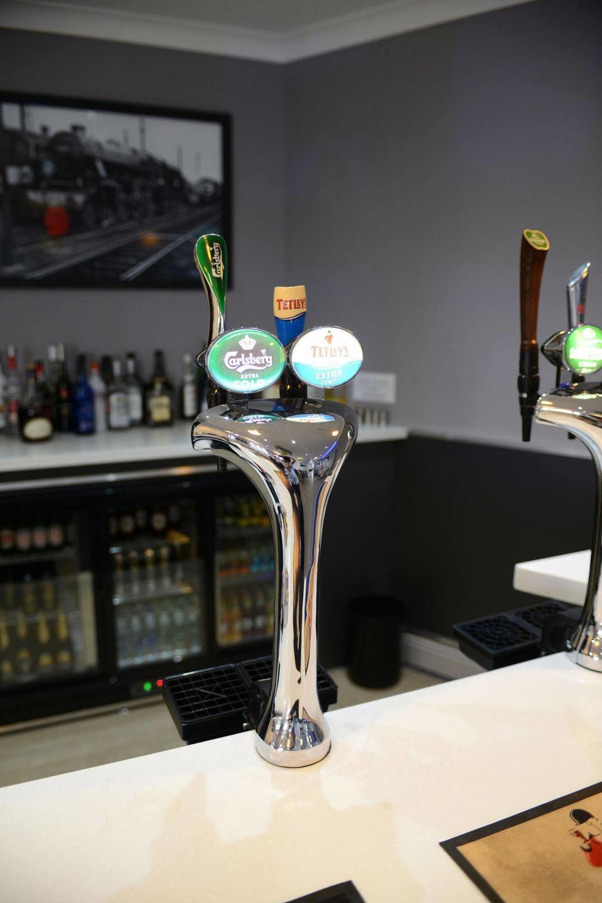 Crewe Arms Hotel Екстер'єр фото